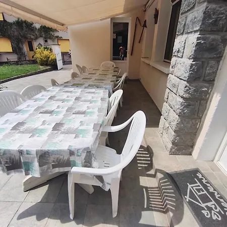 Grande Maison De Avec Jardin Garanou