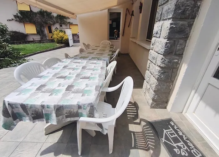 Grande Maison De Avec Jardin Garanou