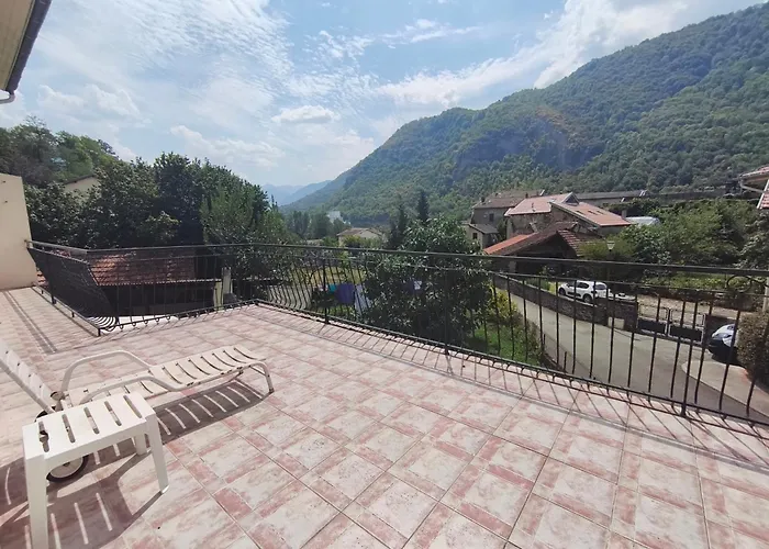 Grande Maison De Avec Jardin Garanou